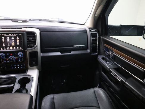 Used 2016 RAM 3500 Laramie w/ Convenience Group image 84