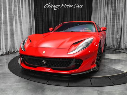 Used 2018 Ferrari 812 Superfast image 2