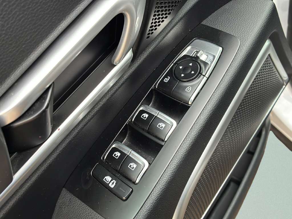 Used 2022 Kia Telluride S FWD image 21