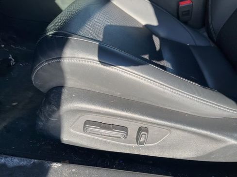 Used 2022 Honda Civic EX-L image 6