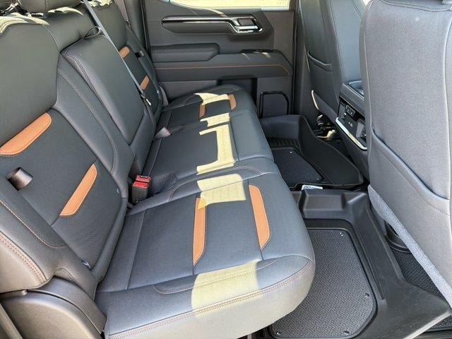 New 2026 GMC Sierra 1500 AT4 w/ Technology Package AWD/4WD image 17