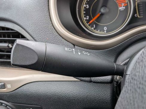 Used 2016 Jeep Cherokee 75th Anniversary image 27