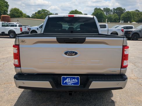 Certified 2021 Ford F150 XL w/ STX Appearance Package RWD image 4
