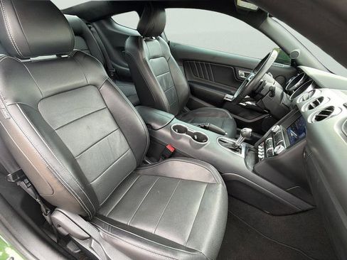 Used 2022 Ford Mustang GT Premium RWD image 26