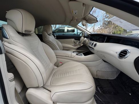Used 2017 Mercedes-Benz S 550 Cabriolet image 31