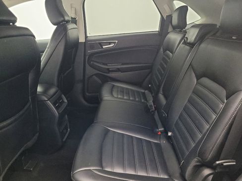 Used 2022 Ford Edge SEL image 18
