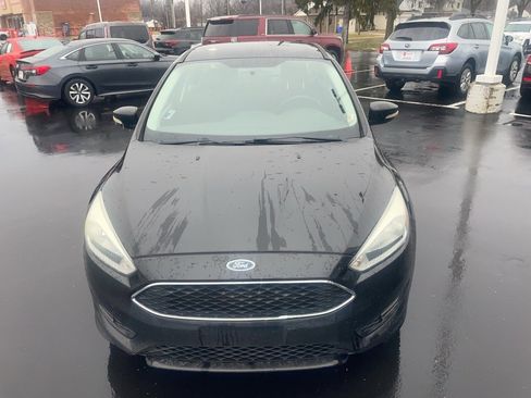 Used 2015 Ford Focus SE w/ SE Ecoboost Package image 2
