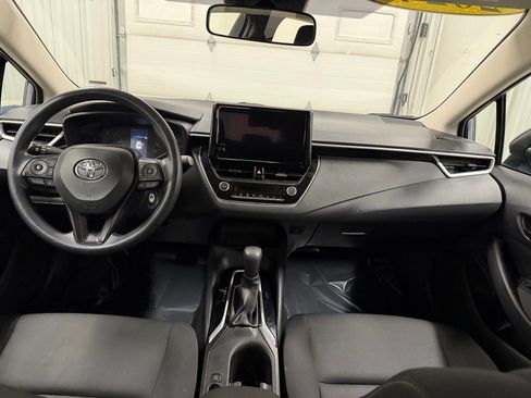 Used 2024 Toyota Corolla LE image 6