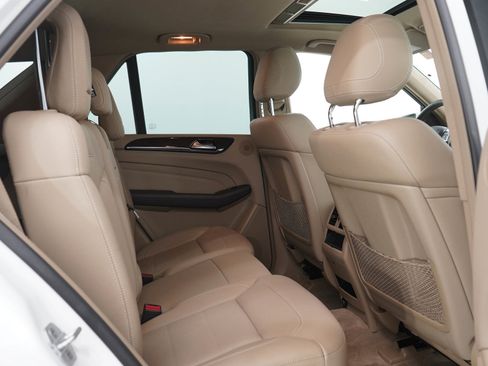 Used 2015 Mercedes-Benz ML 350 4MATIC image 14