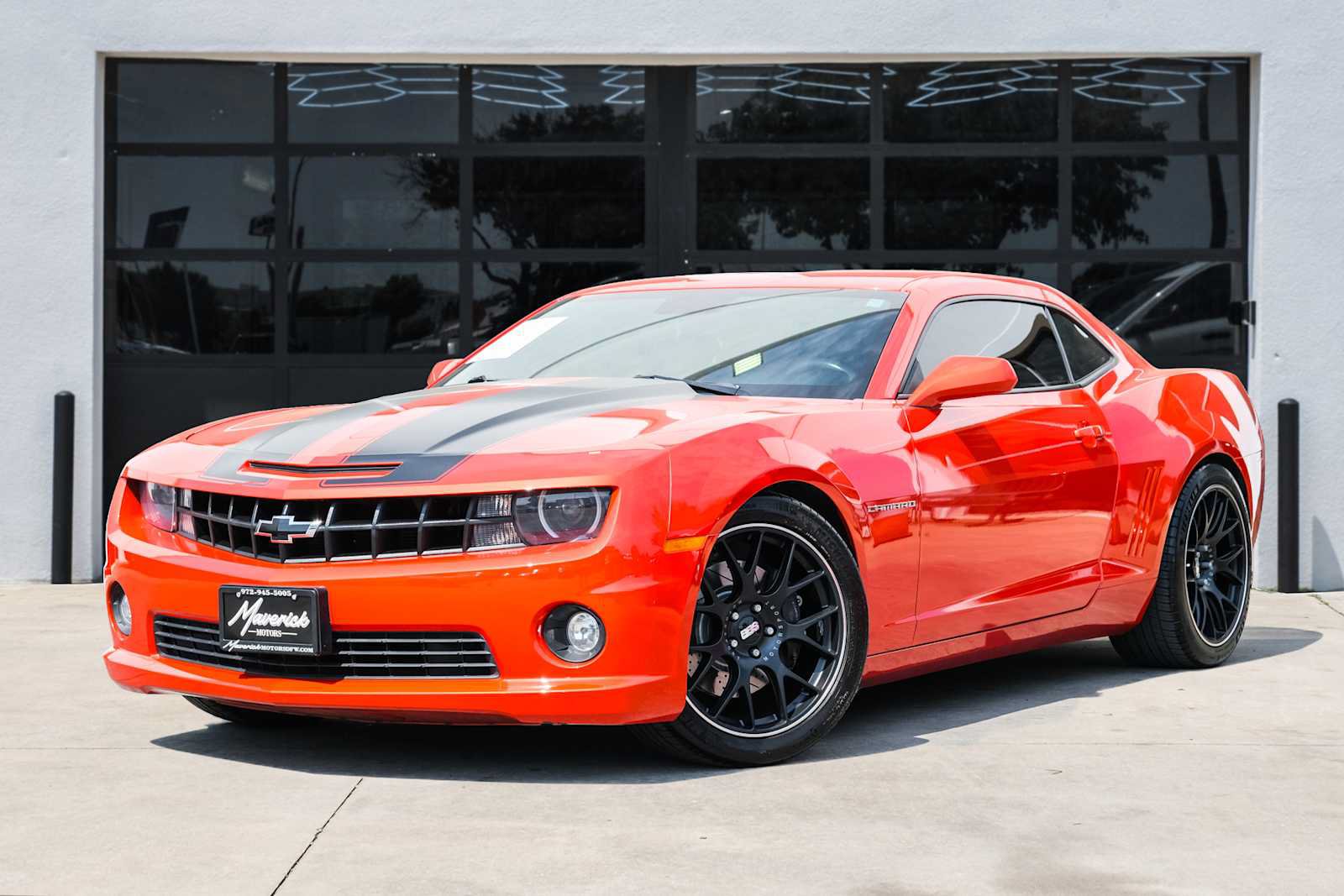 Used 2011 Chevrolet Camaro SS w/ RS Package RWD image 1