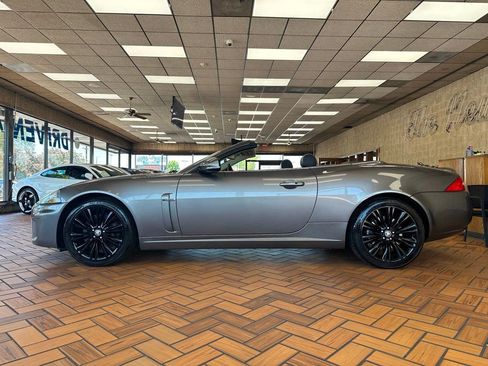 Used 2010 Jaguar XK Convertible RWD image 5