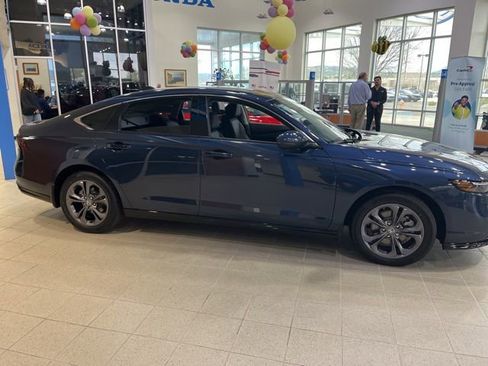 New 2025 Honda Accord EX-L image 10