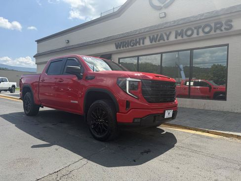 Used 2022 GMC Sierra 1500 Elevation AWD/4WD image 1