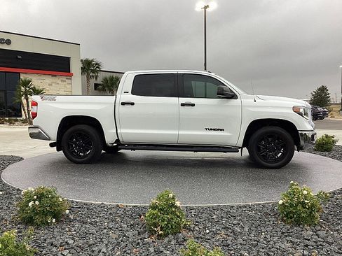 Used 2019 Toyota Tundra SR5 image 4
