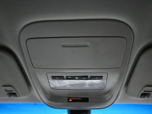 Used 2022 Chevrolet Colorado LT image 23