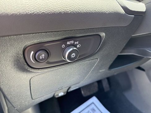 Used 2024 Buick Encore GX Preferred w/ Comfort Package AWD/4WD image 22