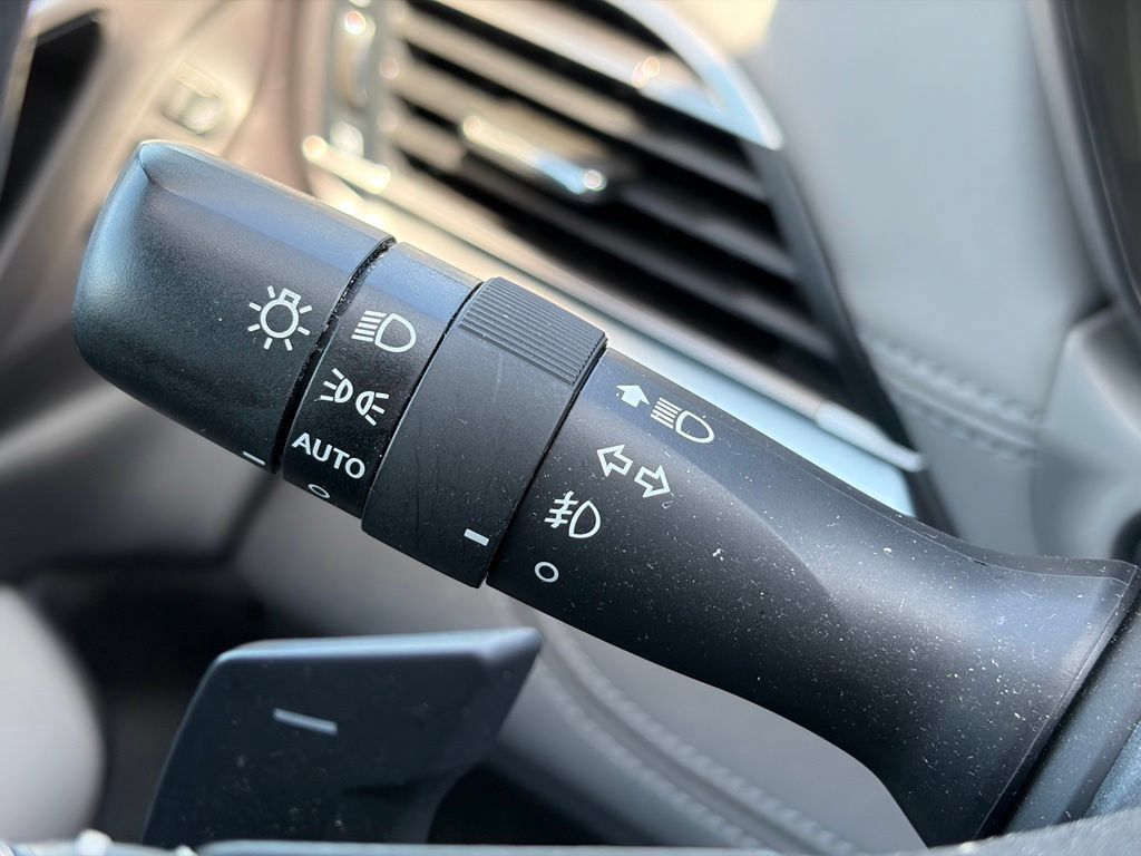 Used 2024 Subaru Outback Limited AWD/4WD image 31