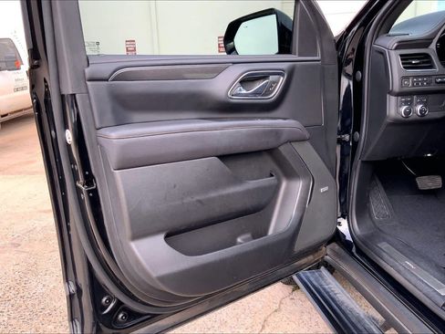 Used 2023 GMC Yukon AT4 w/ AT4 Premium Package image 22