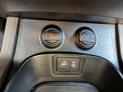 Used 2017 Hyundai Santa Fe Sport image 12