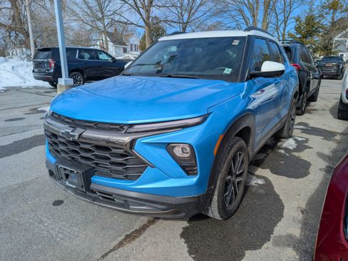Used 2025 Chevrolet TrailBlazer ACTIV image 1