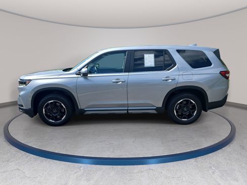 Used 2025 Honda Pilot EX-L image 7