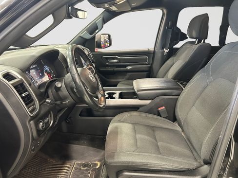 Used 2019 RAM 1500 Big Horn AWD/4WD image 11