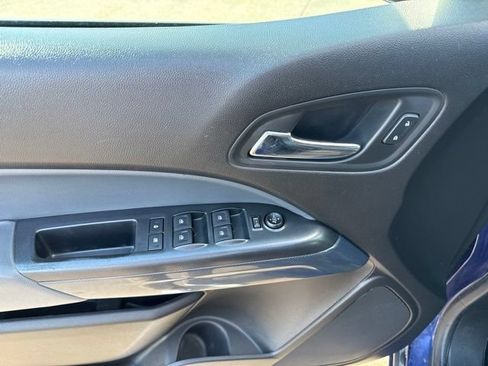 Used 2016 Chevrolet Colorado Z71 AWD/4WD image 10