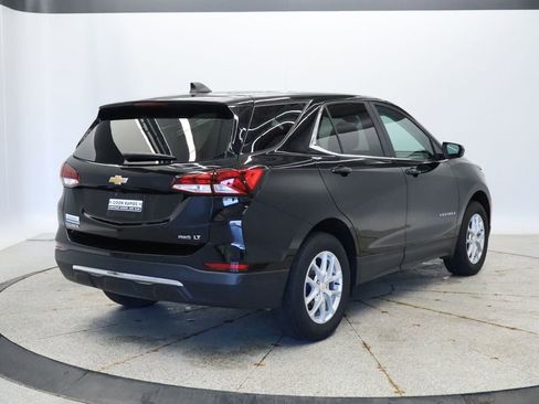 Used 2023 Chevrolet Equinox LT w/ Driver Convenience Package AWD/4WD image 5