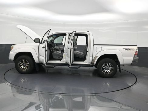 Used 2012 Toyota Tacoma PreRunner w/ SR5 Pkg RWD image 33