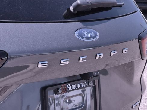 Used 2023 Ford Escape ST-Line w/ Tech Pack #1 AWD/4WD image 13