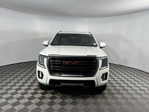 Used 2023 GMC Yukon AT4 image 12