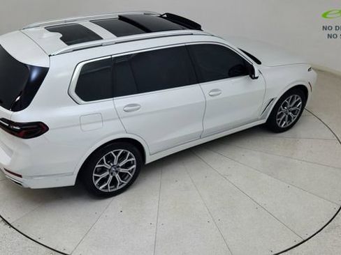 Used 2026 BMW X7 xDrive40i AWD/4WD image 87