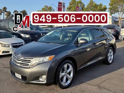 Used 2012 Toyota Venza LE FWD image 1