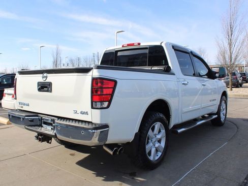 Used 2013 Nissan Titan SL w/ Moonroof Pkg image 7