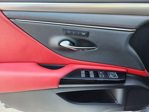 Certified 2022 Lexus ES 350 F Sport image 28