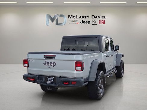 Used 2022 Jeep Gladiator Rubicon w/ Trailer Tow Package AWD/4WD image 5