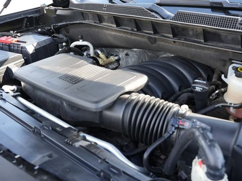 Used 2021 Chevrolet Tahoe RST image 25