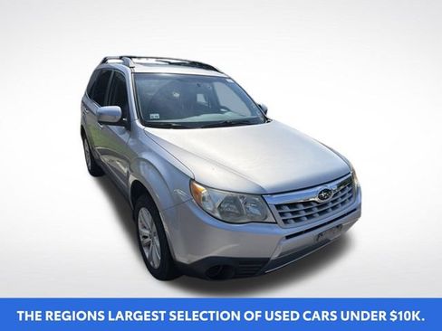 Used 2013 Subaru Forester 2.5X Premium w/ Popular Pkg 3 AWD/4WD image 4