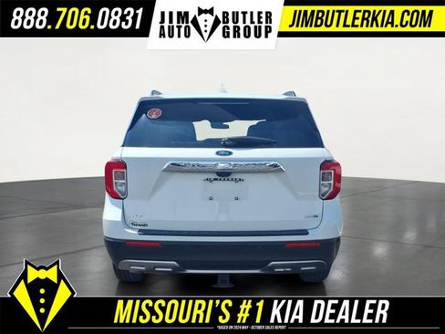 Used 2020 Ford Explorer XLT w/ Equipment Group 202A AWD/4WD image 25