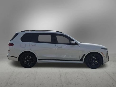 Used 2024 BMW X7 xDrive40i w/ M Sport Package AWD/4WD image 7