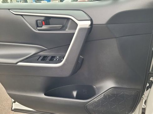 Used 2024 Toyota RAV4 LE image 12