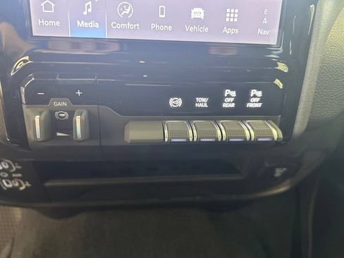 Used 2025 RAM 2500 Tradesman AWD/4WD image 49