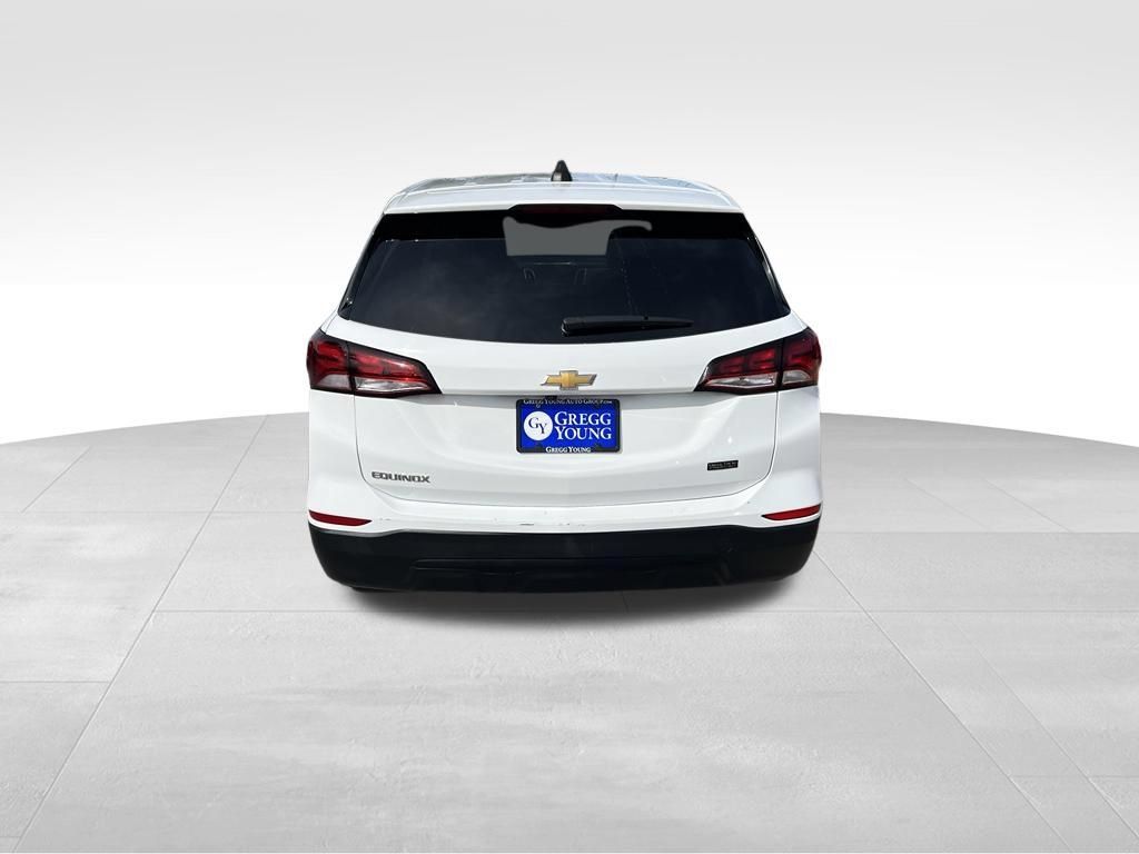 Used 2022 Chevrolet Equinox LS w/ LS Convenience Package FWD image 5