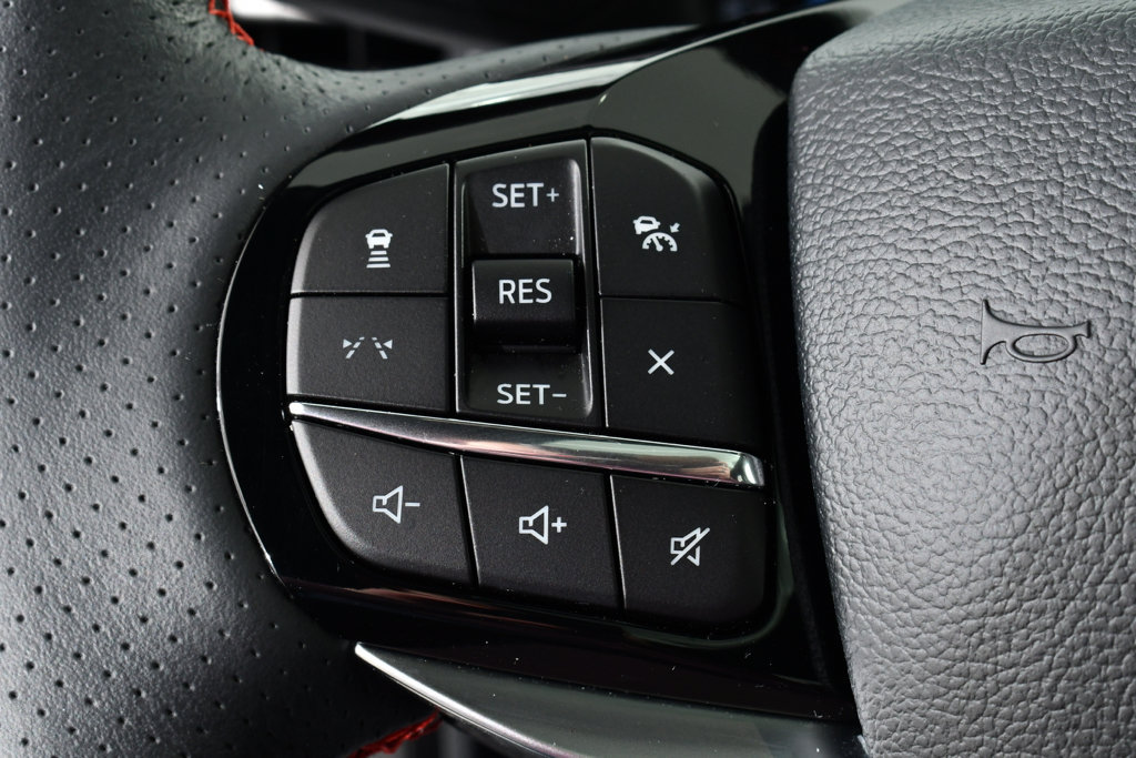 Used 2026 Ford Explorer ST-Line w/ ST-Line Street Pack AWD/4WD image 33