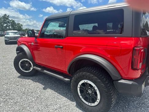 Certified 2023 Ford Bronco Big Bend w/ Sasquatch Package AWD/4WD image 5