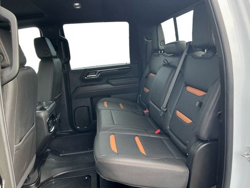 Used 2025 GMC Sierra 2500 AT4 w/ AT4 Premium Plus Package AWD/4WD image 21