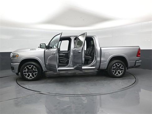 Used 2025 RAM 1500 Laramie image 48