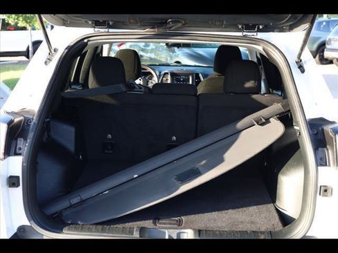 Used 2018 Jeep Compass Latitude w/ Popular Equipment Group image 18