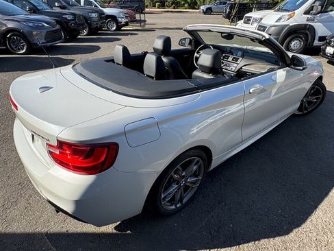 Used 2015 BMW M235i Convertible RWD image 34