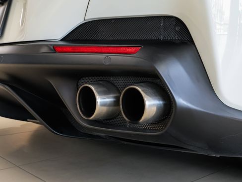Used 2020 Ferrari Portofino image 37